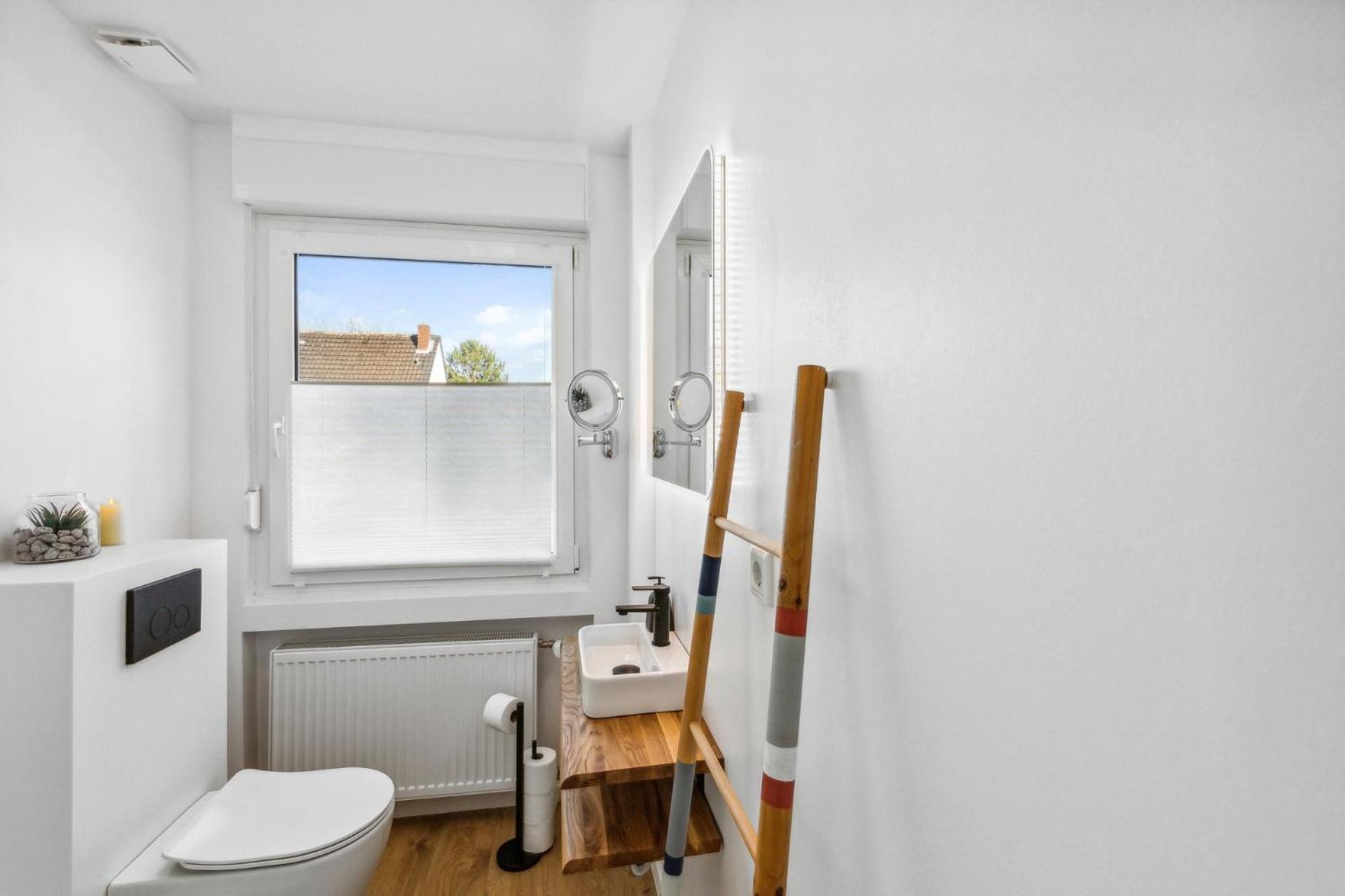 Citychalet-Uni- Boxspringbett Kueche-Ruhig-Parkplatz Bochum Bagian luar foto